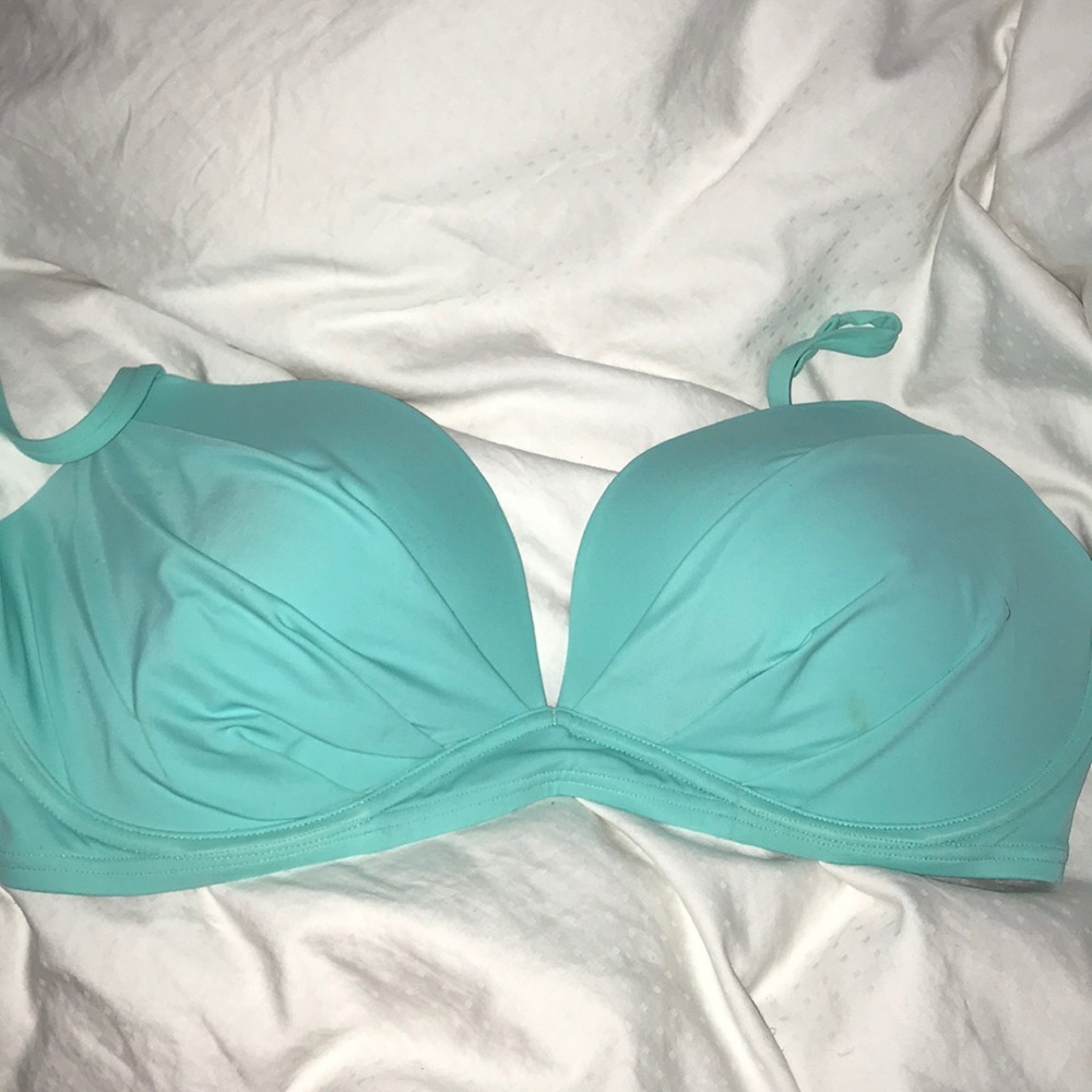 Victoria’s Secret bikini top